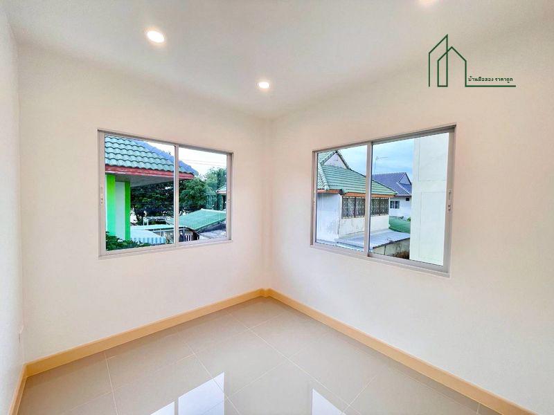 ทาวน์เฮ้าส์ 2 ชั้น หมู่บ้านบัวทองธานี เฟส 18 หลังมุม รีโนเวทใหม่  2