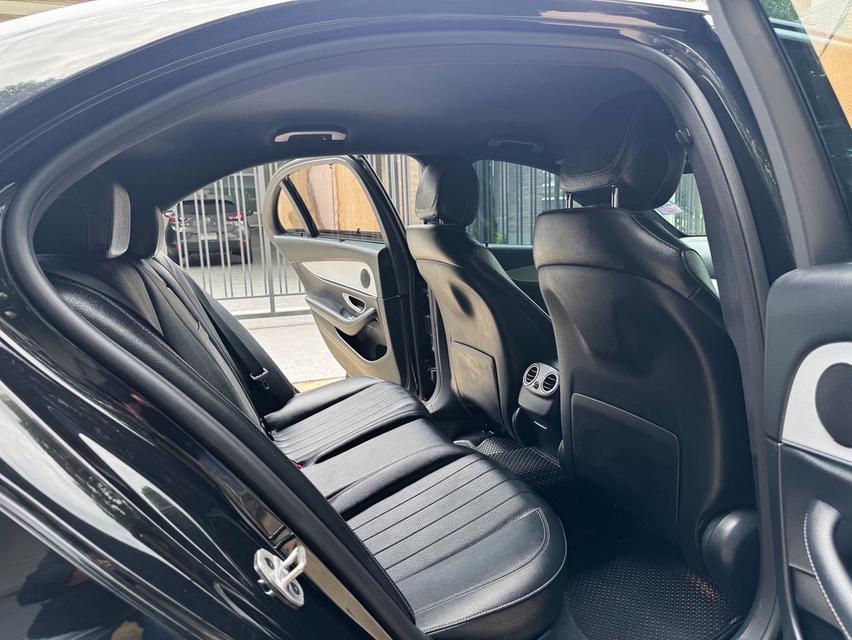 รหัสรถ AVA8135 🌈 Benz E220d AMG 2021 ดีเซลล้วน Facelift W213 14