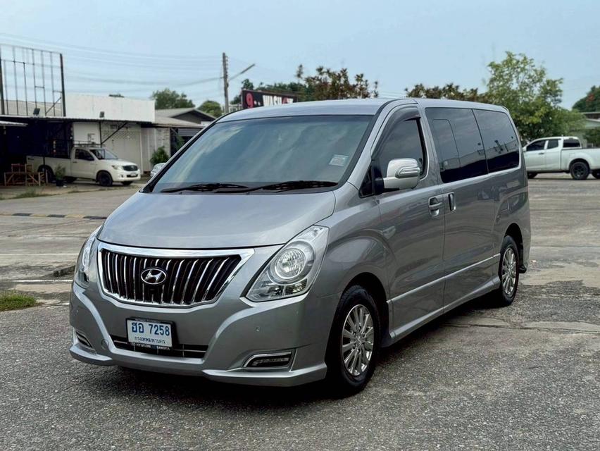 ขาย Hyundai H1 2.5Deluxe ปี19