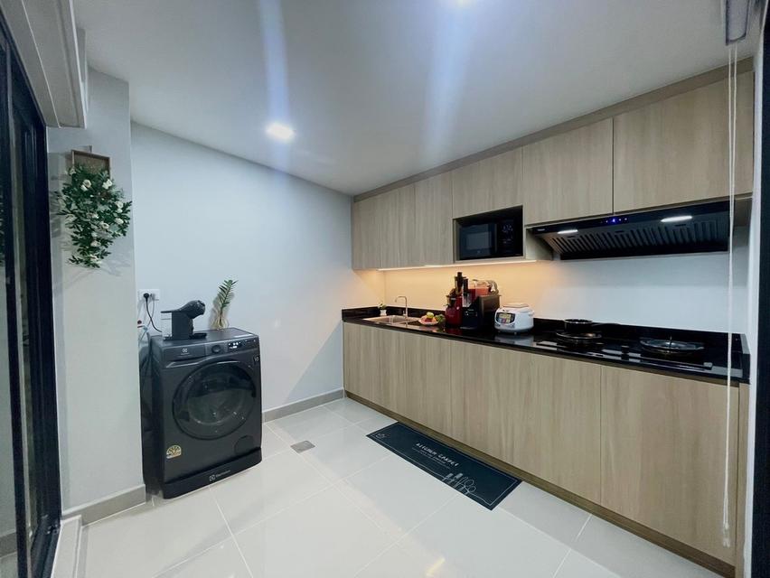 [ให้เช่า] ทาวน์โฮมใหม่เอี่ยม 2.5ชั้นครึ่ง  – Ready to Move In ฟรีอินเตอร์เนตบ้าน ตลอดสัญญา 10