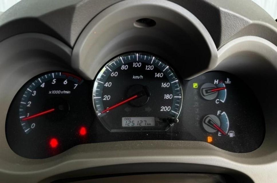 Toyota Fortuner 2.7V เบนซิน เกียร์ออโต้  ปี2012 18