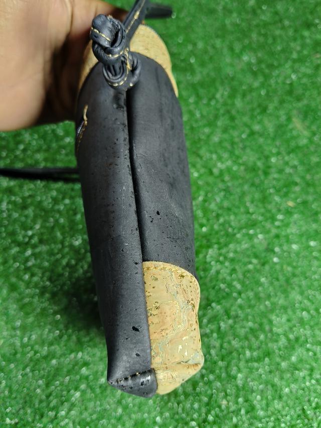 Montado Cork Crossbody Bag รูปที่ 9