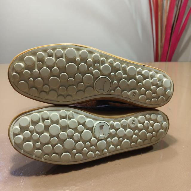 Camper Pelotas Low Top Sneakers in Brown Leather and Suede ShoesSize. 39/24.5(25) cm⭐⭐⭐⭐ Pre-owned/ Good Condition🔥 Price : 750฿ รูปที่ 5