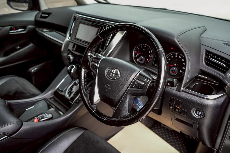 Toyota ALPHARD 2.5 auto 9