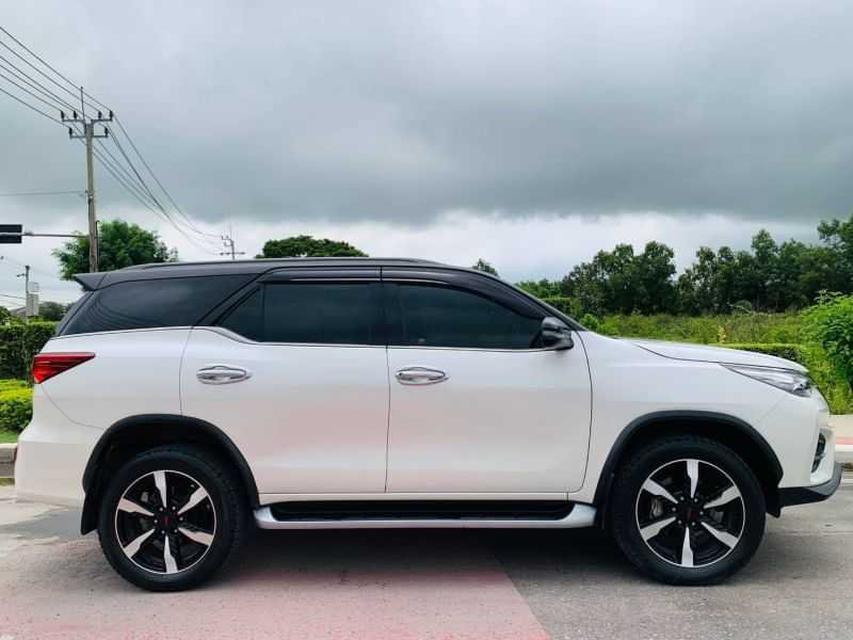 TOYOTA FORTUNER 2.8 TRD SPORTIVO BLACK TOP 4WD 2019 3