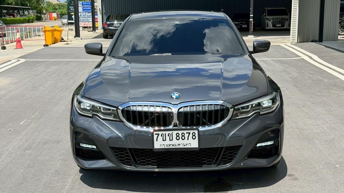 2023 BMW SERIES 330e M SPORT Plug-in Hybrid Topสุด สีเทา เลขไมล์ 77,XXX KM รถสวย ไม่มีอุบัติเหตุใดๆ ในราคาพิเศษ