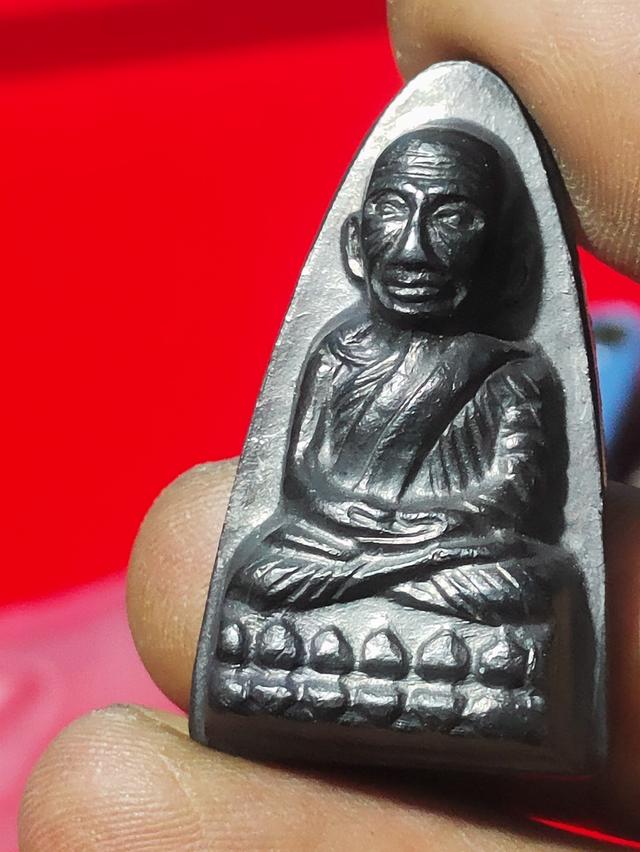 หลวงปู่ทวดวัดช้างให้