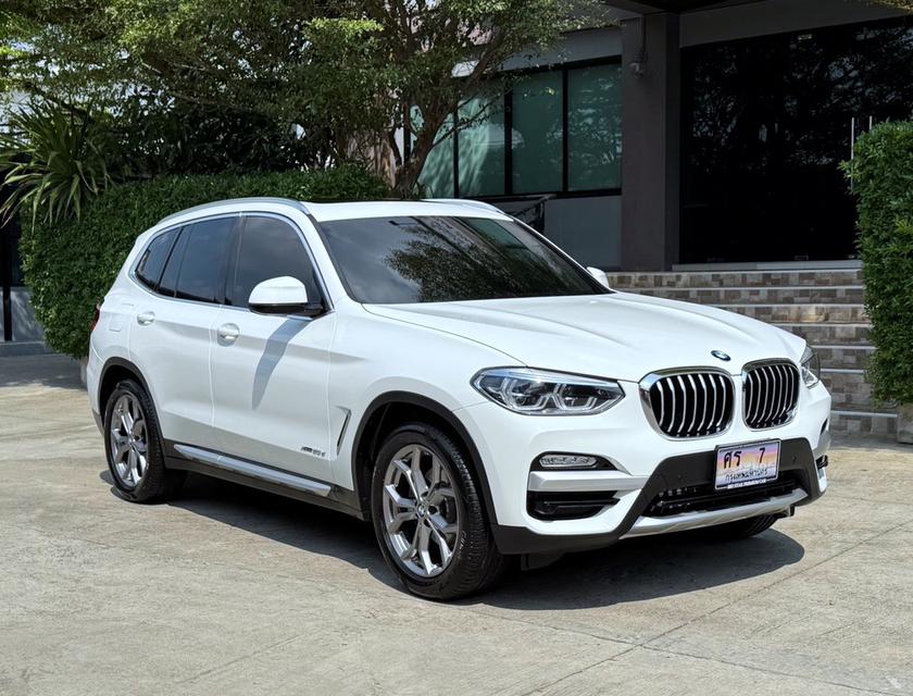 2018 BMW X3 G01 ประกอบนอก รถมือเดียวออกป้ายแดง รถวิ่งน้อย เข้าศูนย์ทุกระยะ ไม่เคยมีอุบัติเหตุครับ