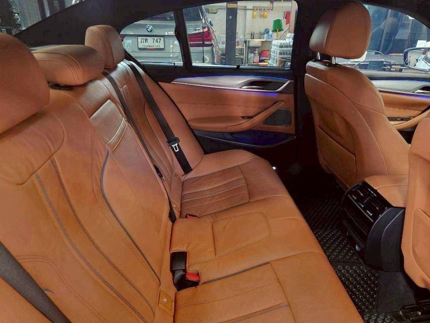 Bmw 530i Limousine ปี 2017 รูปที่ 13
