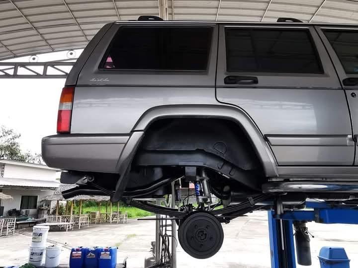 JEEP CHEROKEE ปี 2000 4