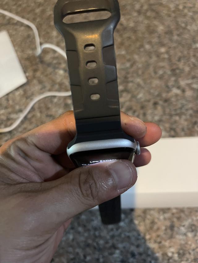 ขายApple WatchSEสีSilver44MMไร้รอยตกใช้งานดีทุกๆฟังชั่นถูกมากกห