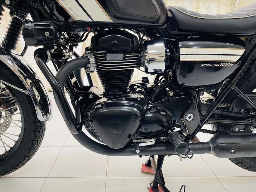 W800SE/2022 13