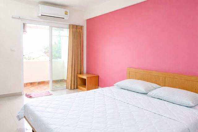 รร.ปลวกแดง 260ม. ให้เช่าอพาร์ทเมนท์ 66ห้อง รพ. ปลวกแดง 300ม. อำเภอ 380ม.ที่ดิน 1 ไร่ 400 ตร.ว. 2800ตรม. อาคารห้องพัก พร้ 5