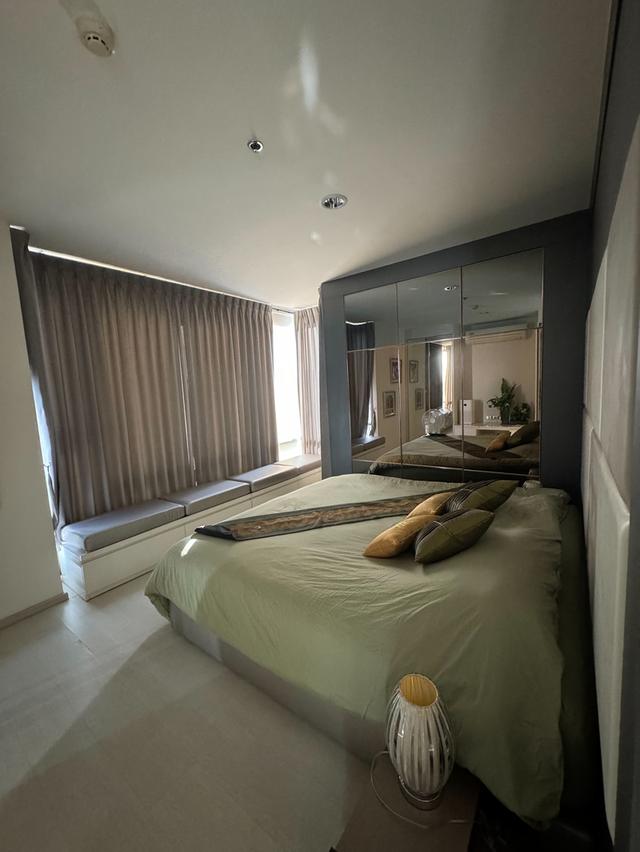 Sale / Rent Rhythm Sukhumvit 42 35th floor 80 sqms 2 bedrooms 2 bathrooms Fully furnished Rent 69,000 baht Price. 18,900,000 baht 6