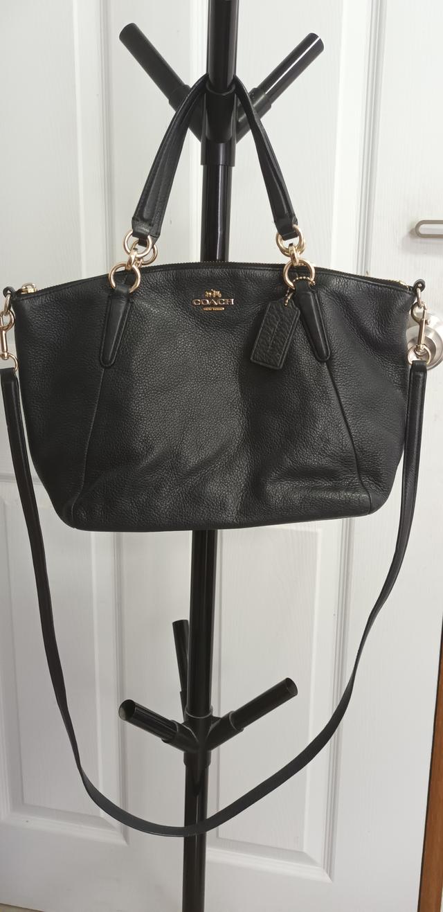 กระเป๋า COACH รุ่น Kelsey Satchel  "ทรงพัด"