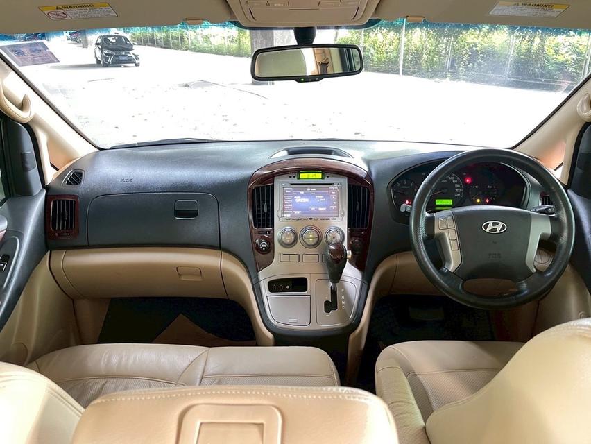 รหัสรถ WRT2151 Hyundai Grand Starex 2.5 VIP ปี 2013  9