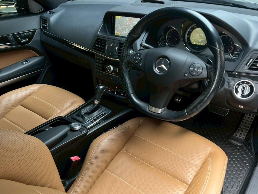 Mercedes-Benz E200 CGI Coupe
