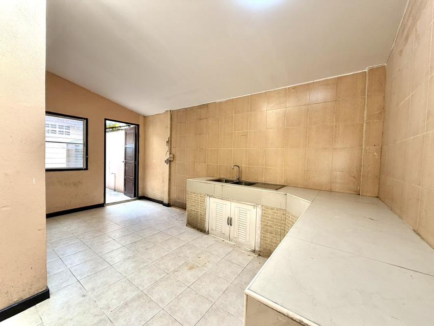 🚩บ้านปัฐวิกรณ์ 2 ชั้น รีโนเวทแล้ว 49 ตร.ว. ทำเลดี ซ.นวมินทร์ 74 บางกะปิ กรุงเทพฯ 11