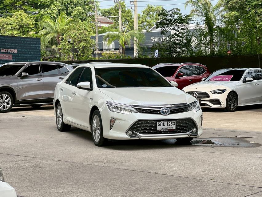 ขายรถ Toyota Camry 2.5 Hybrid ปี 2016 สีขาว เกียร์ออโต้ 1