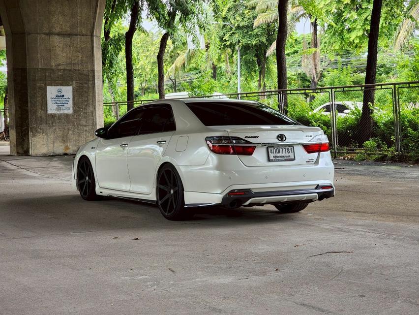 Toyota Camry 2.0 Year 2015 4