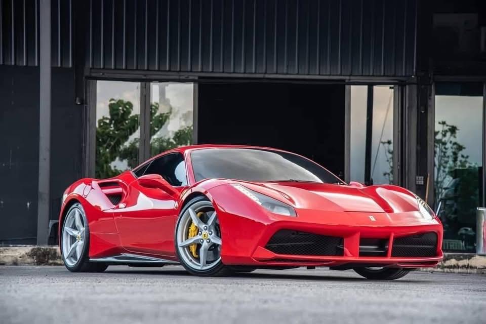 Ferrari 488 GTB ขายรถมือสอง ปี 2016