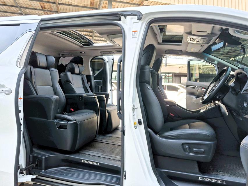 Toyota Alphard 2.5SC ปี22 11