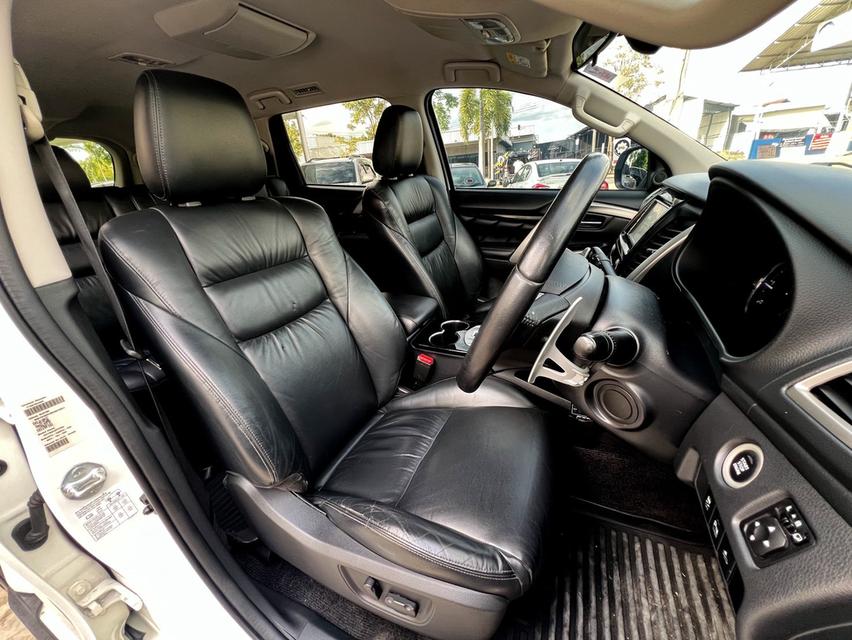 ขาย Mitsubishi Pajero 2.4GT ปี16 13