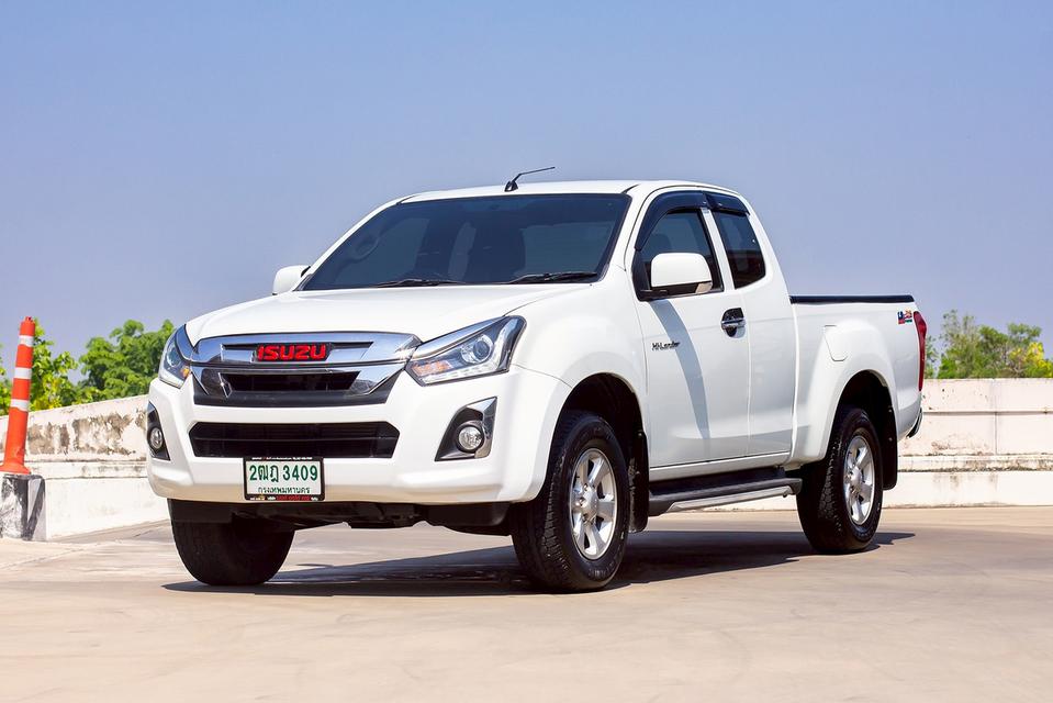 Isuzu D Max space cab ปี 2017