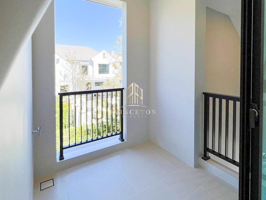 Luxury House For Sale or Rent Nantawan Rama 9 New Krungthep Kreetha Near Wellington International School 11