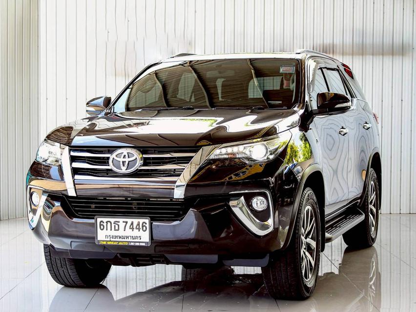 TOYOTA FORTUNER, 2.8 V 2WD ปี 2017 โฉม ปี15-ปัจจุบัน  