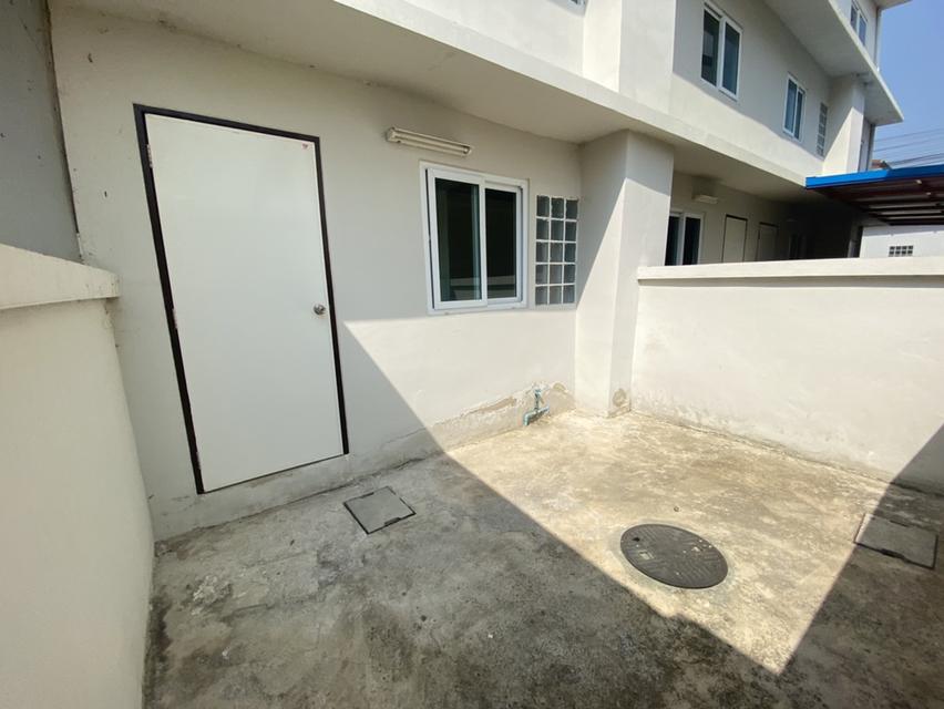 ทาวน์เฮ้าส์ อาคารพาณิชย์ 8