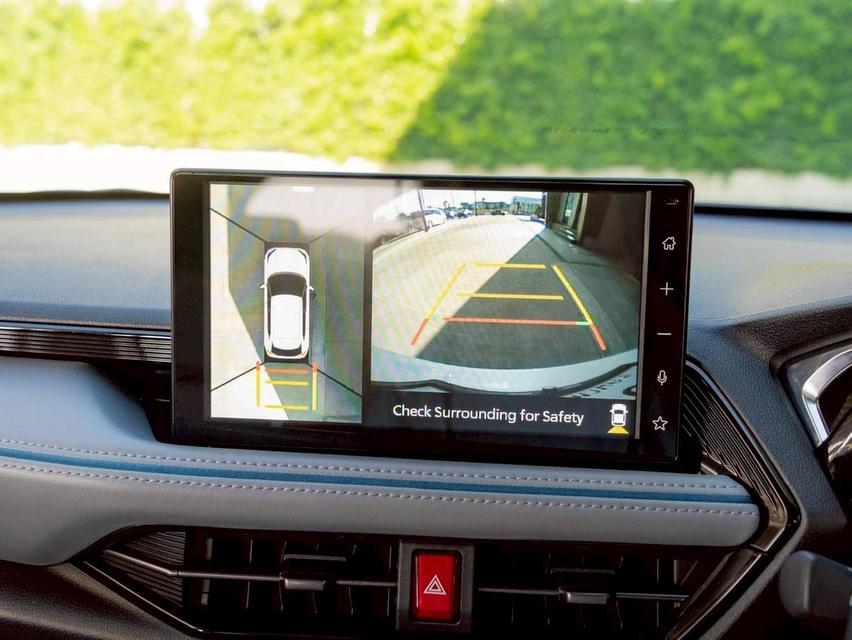 Toyota Yaris HEV Premium Luxury ปี 2024 ♨️ ประกันเครื่องเกียร์3ปี30000 km.♨️ รูปที่ 4