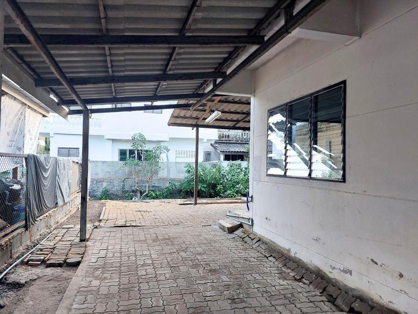 บ้านแฝด 3 ล้านบาท! ทำเลโคตรสะดวก ติดถนนติวานนท์ ใกล้ Central แจ้งวัฒนะ และ BTS สถานีปากเกร็ด! 7