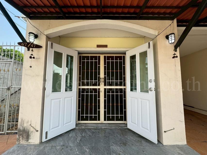 ทาวน์เฮ้าส์ บ้านเปี่ยมสุข งามวงศ์วาน 23 - ซอยวัดบัวขวัญ หลังริม ทำเลดี 4