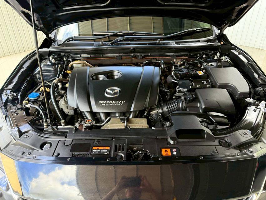 MAZDA3, 2.0 E SPORTS ปี 2016 โฉม ปี14-19 5Dr 11