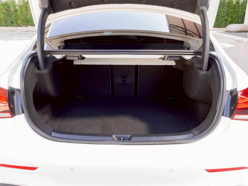 Mercedes Benz A200 AMG ปี จด 2021 11