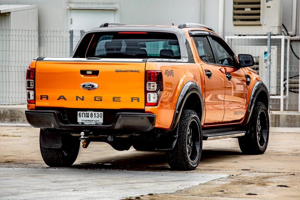 Ford Ranger 2.2 Wildtrak Hi-Lander Double Cab 4x4 เกียร์ AT ปี 2017 สีส้ม ของแต่งเกิน 2 แสน 6
