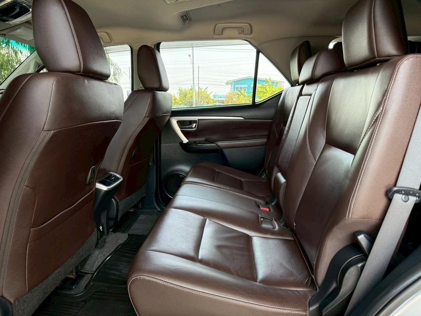 Toyota Fortuner 2.8 ขับ2 2015 จด 16 รูปที่ 17