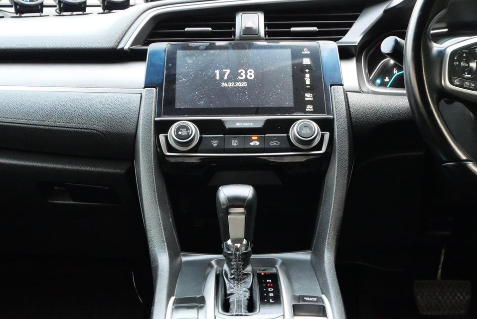 CIVIC FC 1.8 EL ปี2018/19 โครงสร้างเดิมๆ บุ๊คเซอร์วิสครบ กุญแจครบ2 ดอก 18