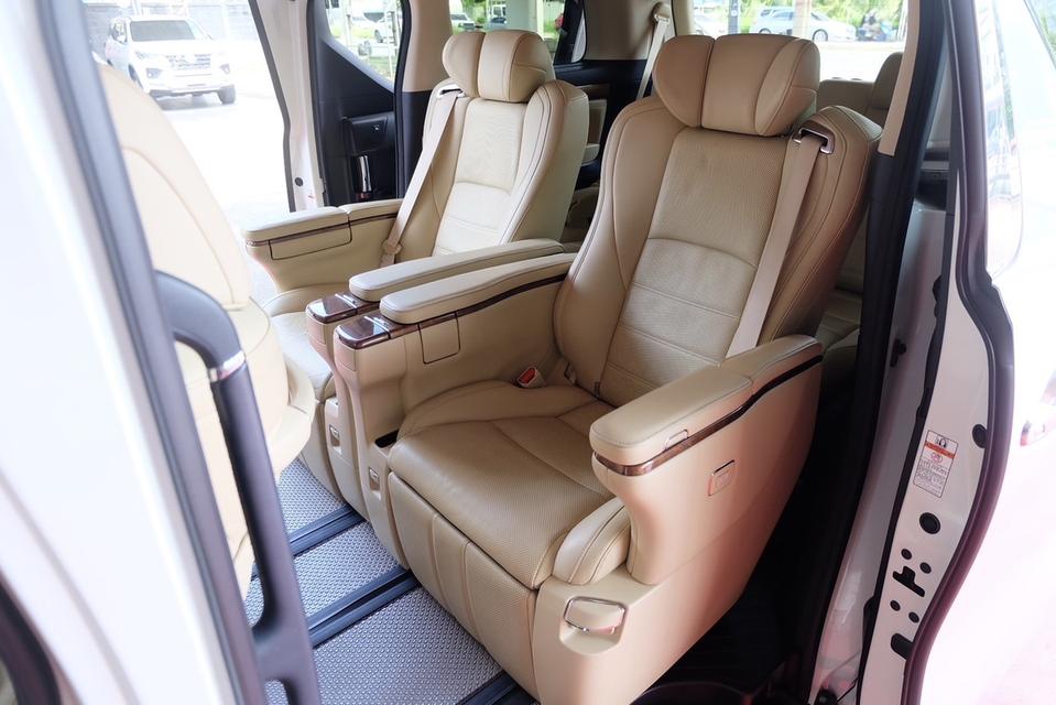 TOYOTA Alphard 2.5 Hybrid SRC Exclusive ปี 2016***เลขไมล์ เพียง 88,xxxkm การันตีแท้*** รูปที่ 10
