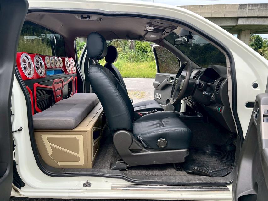 Navara 2.5 LE king cab ปี2013 จด2015 เกียร์ auto 15