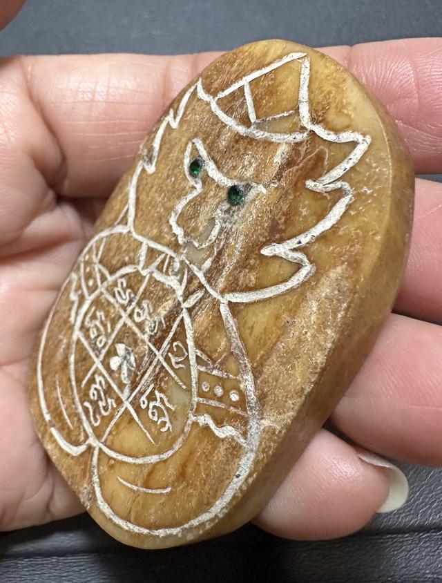 เครื่องรางของขลัง ไม่ทราบที่ รูปที่ 4