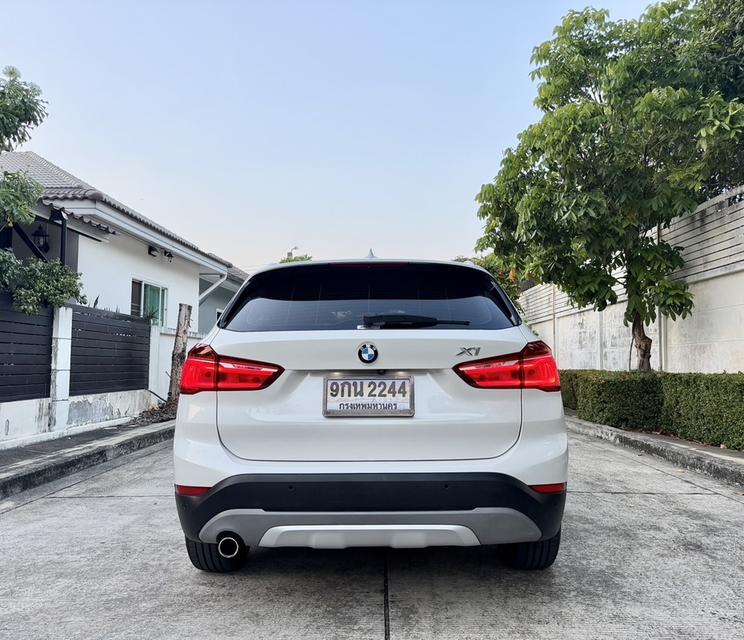 รหัสรถ AP2244 BMW X1 sDrive18i xLine ปี18 สีขาว รูปที่ 8