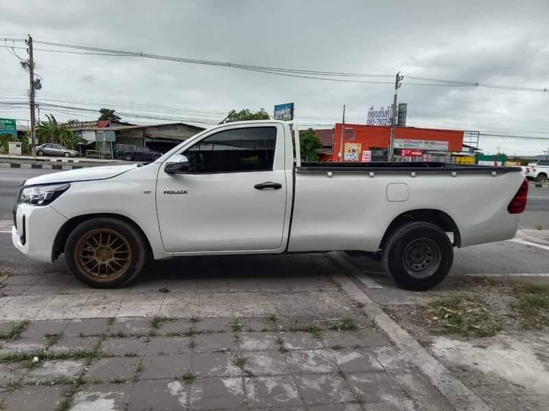 2016 Toyota Hilux Revo 2.4 SINGLE J Pickup 2016  2