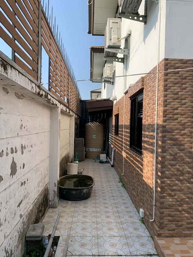 โครงการบ้านฟ้ากรีนเนอรี่ ปิ่นเกล้า–พุทธมณฑลสาย 5 8