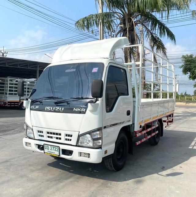 รถ ISUZU NKR 100 แรง