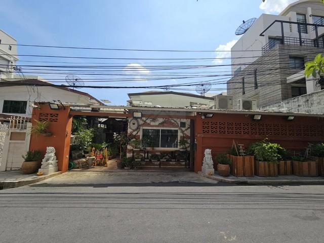 ขายที่ดินพร้อมบ้านเดี่ยว 2 ชั้น 65 ตรว. ซ.นราธิวาสราชนครินทร์ 10 ใกล้ BTS เซนต์หลุยส์ 6