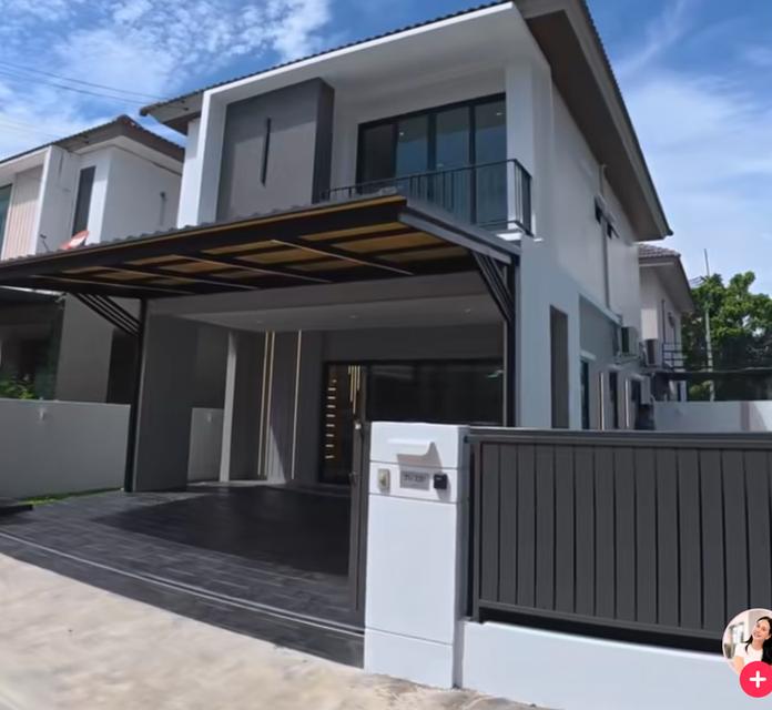 บ้านเดี่ยว 2 ชั้น Modern Contemporary Luxury 1หมู่บ้านพฤกษาวิล 71/2 บ้านหลังริม ที่ดิน 1