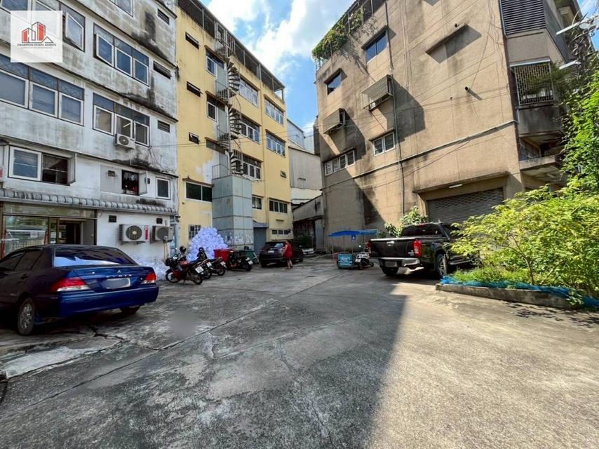 อาคารพาณิชย์ติดริมถนนหลักเพชรเกษม มีที่จอดรถด้านหลัง 3