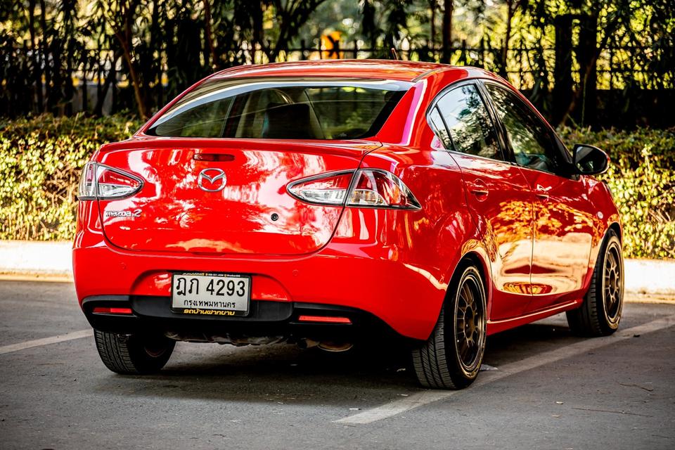 Mazda 2 1.5 Groove Sedan ปี 2010 สีแดง มืเดียวป้ายแดง เกียร์ออโต้ 7